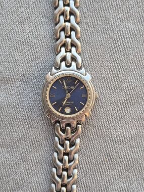 Cherokee Silver-Tone Blue Dial Quartz Watch